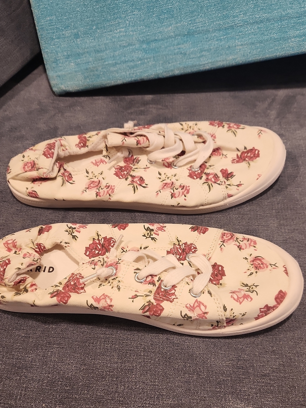 Torrid Floral Riley Ruched Sneaker - Picture 4 of 6